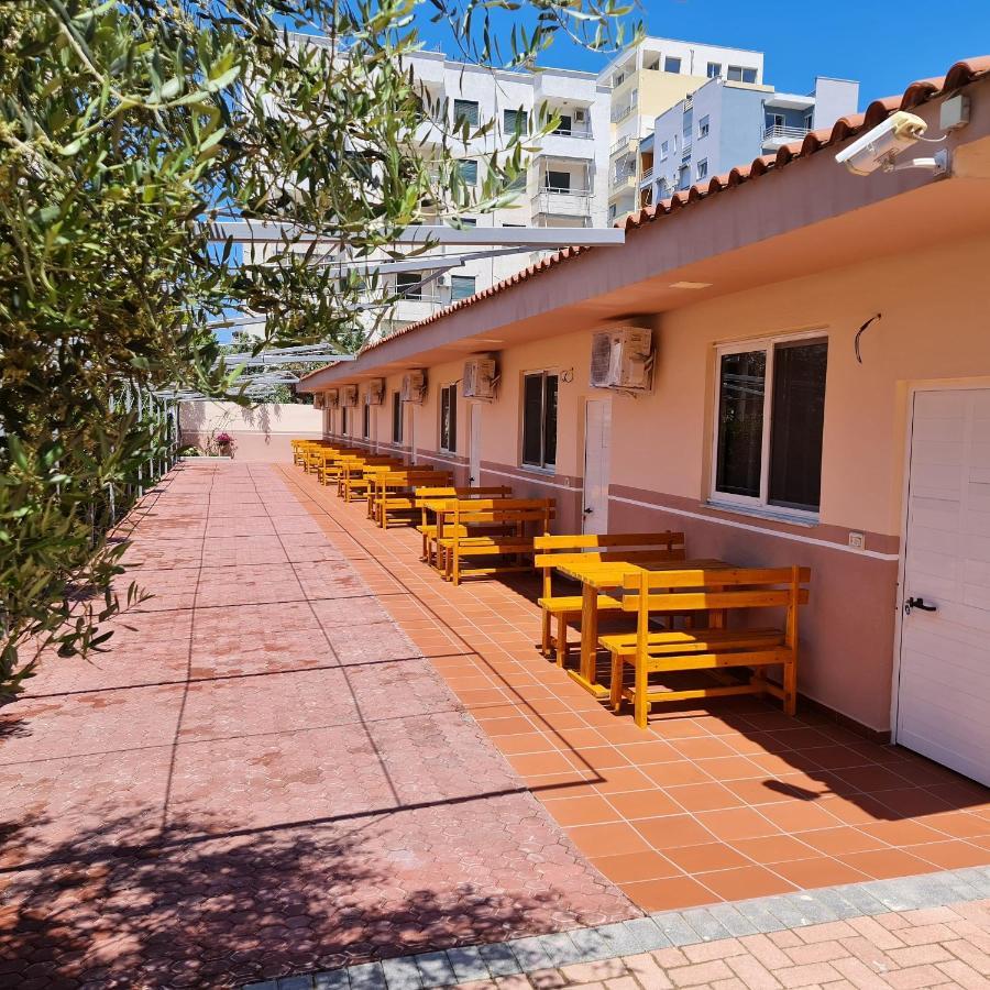 Vila Ivina Durres Luaran gambar
